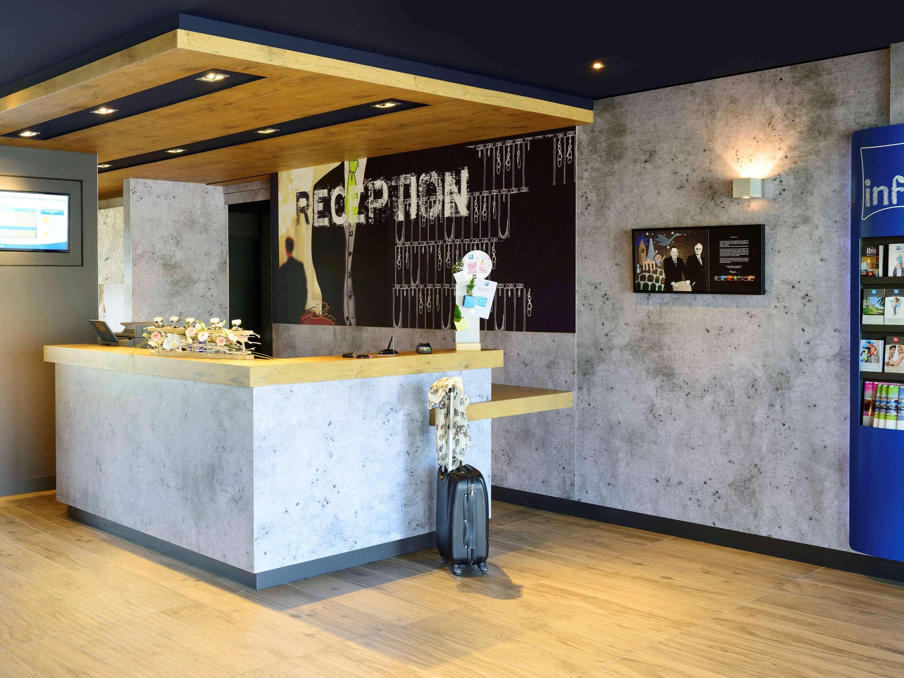 Ibis Budget Cherbourg - La Glacerie Esterno foto