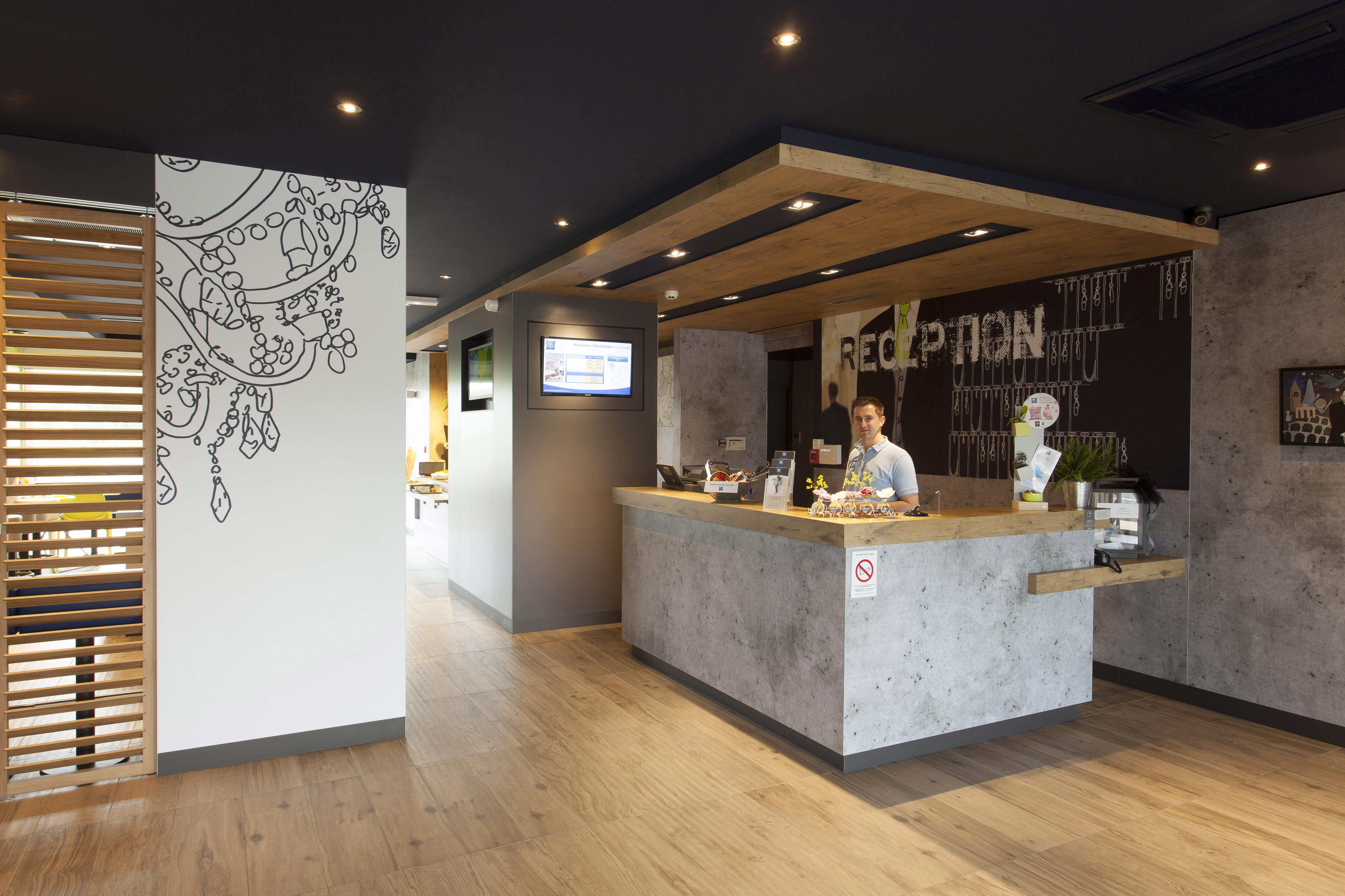 Ibis Budget Cherbourg - La Glacerie Esterno foto